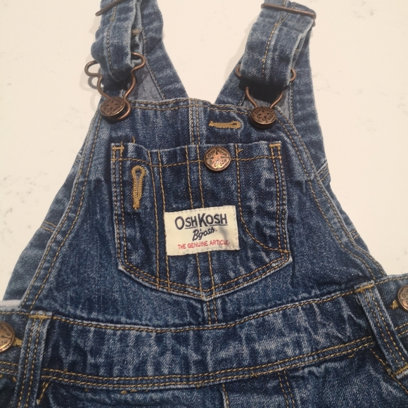 💛Oshkosh classic denim overall - Picture 2 of 5